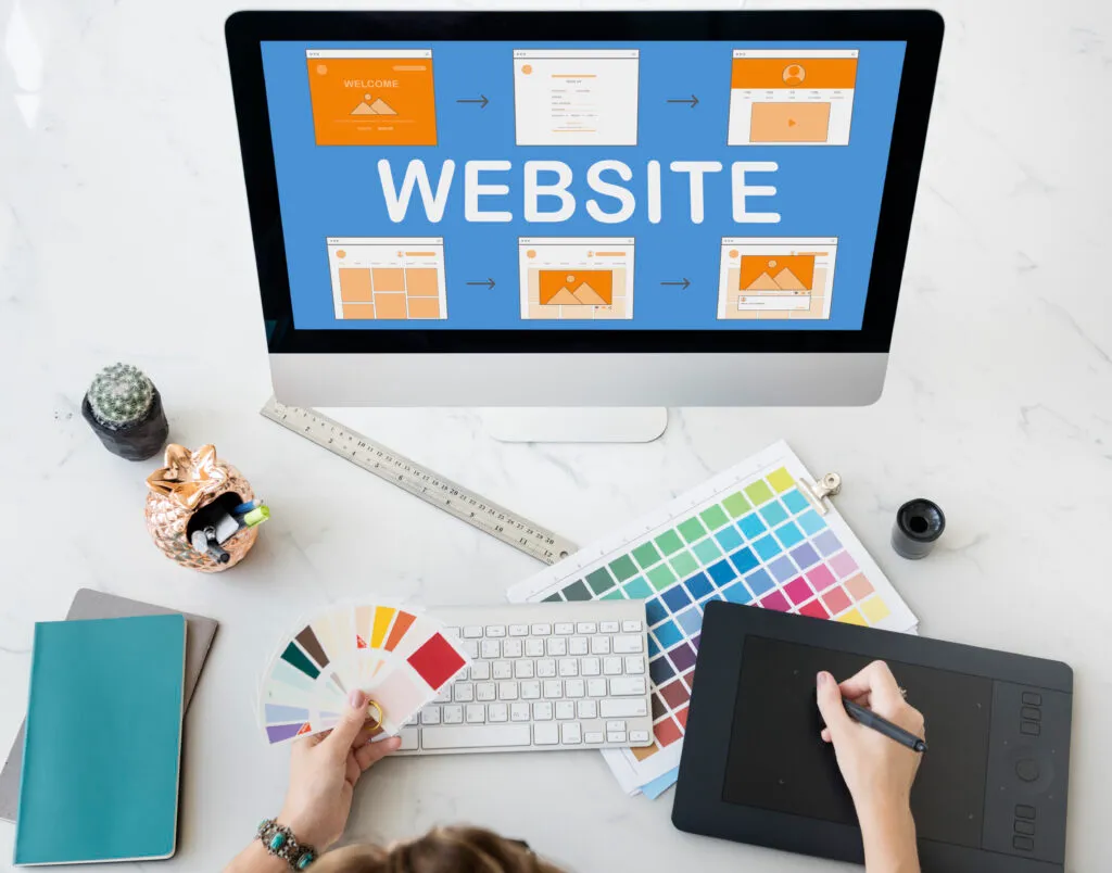 Conception de site web sur mesure avec réflexion stratégique, parcours utilisateur personnalisé et architecture pensée pour le SEO